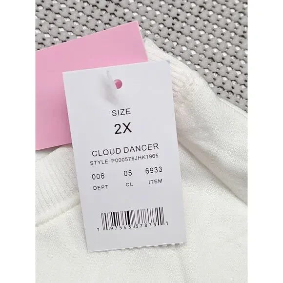 Hello Kitty by Sanrio Women's Cozy Graphic Sweatshirt Plus Size 2X White - Picture 8 of 9